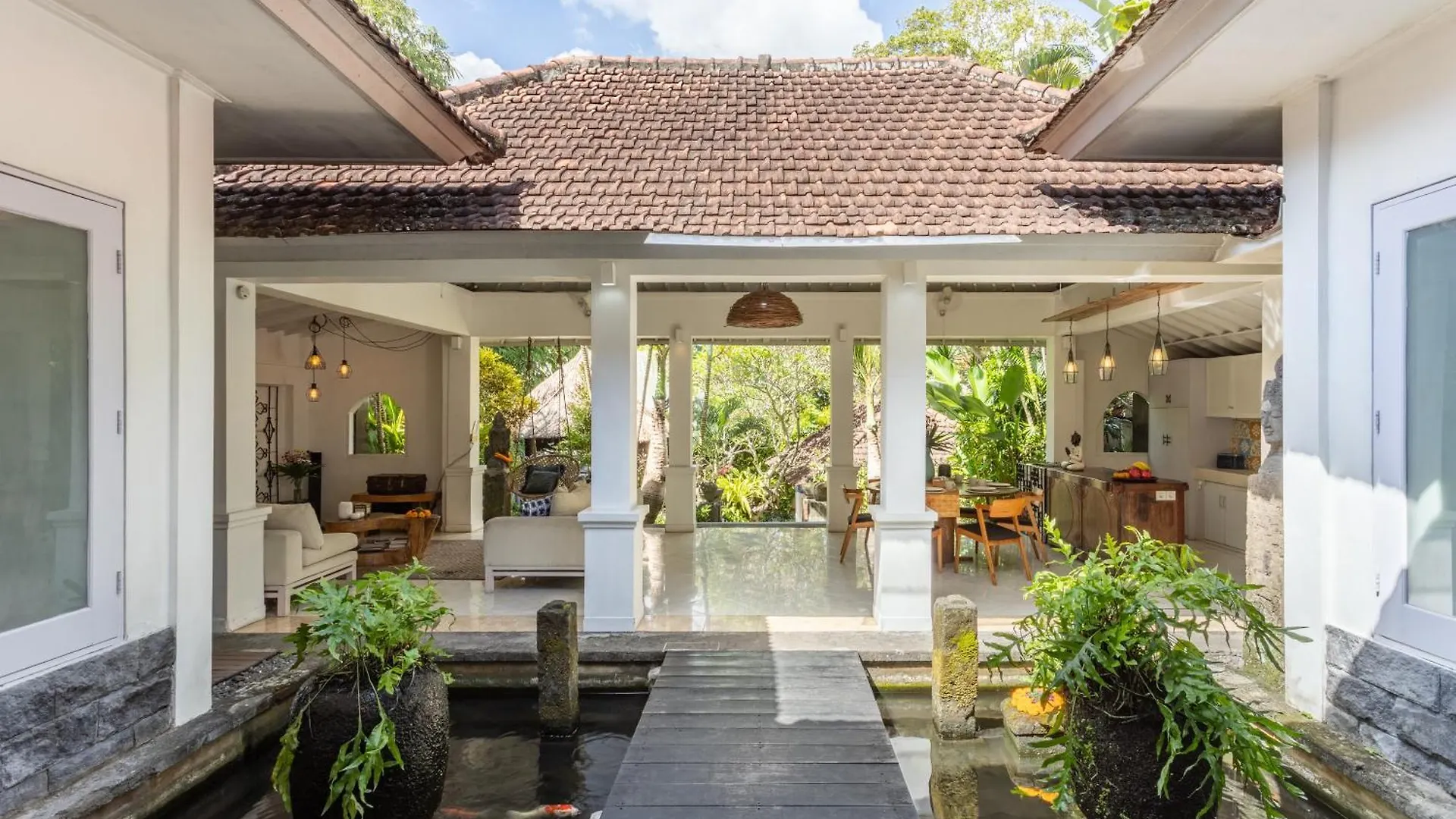 Balinese Paradise Luxury Villa Canggu