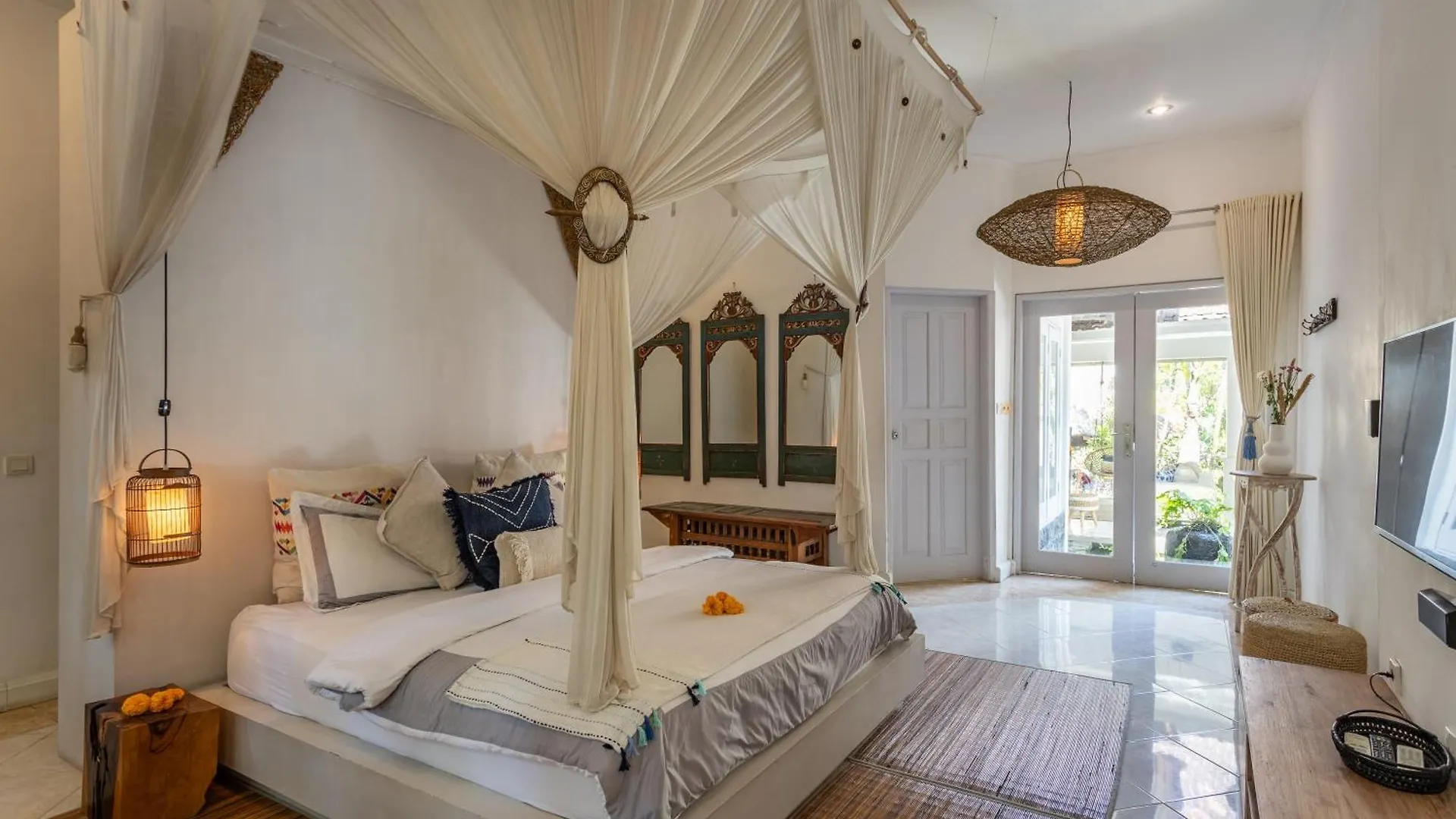 Balinese Paradise Luxury Villa Canggu
